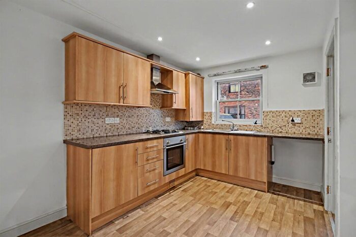 3 Bedroom Terraced House For Sale In High Street, Crowle, Scunthorpe, Lincolnshire, DN17