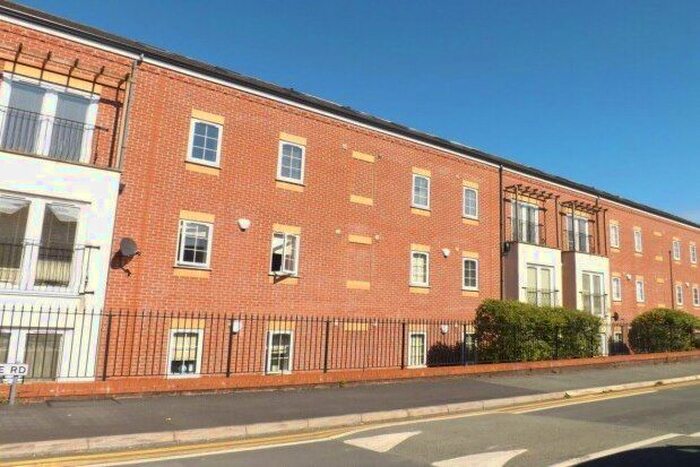 2 Bedroom Flat To Rent In Windermere Court, Leigh, WN7