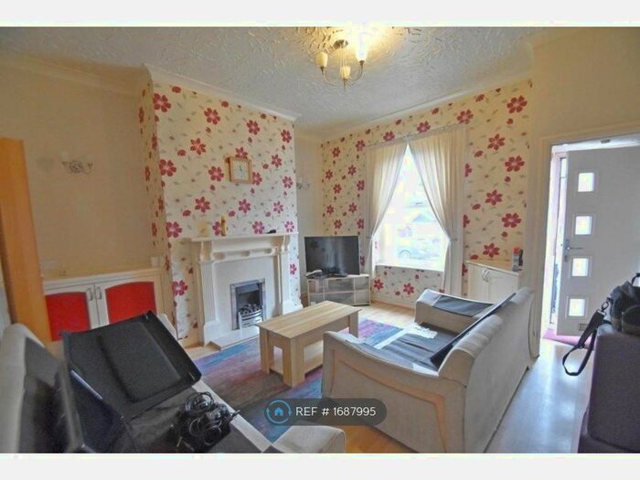 2 Bedroom Terraced House To Rent In Shaw Street, Bury, BL9