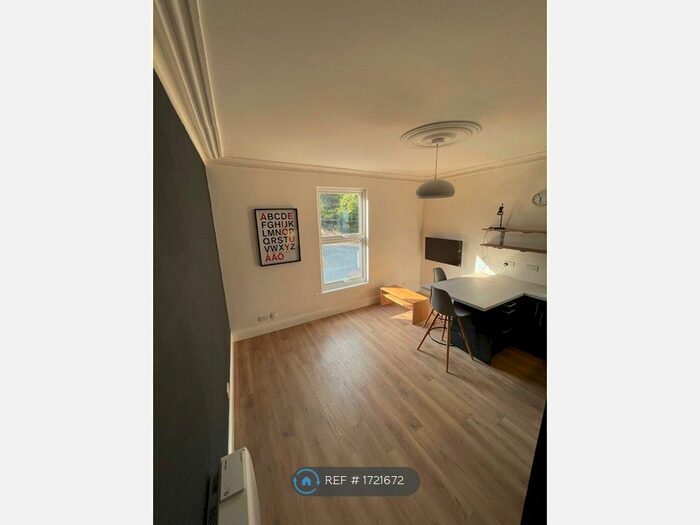 1 Bedroom Flat To Rent In Eastgrove Road, Sheffield, S10