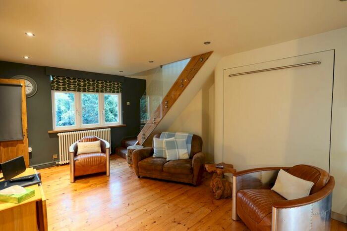 1 Bedroom Apartment To Rent In Meneage Villas, St Austell, PL25