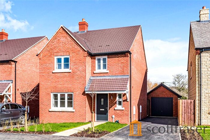 3 Bedroom Detached House For Sale In Freeland Gate, Freeland, OX29