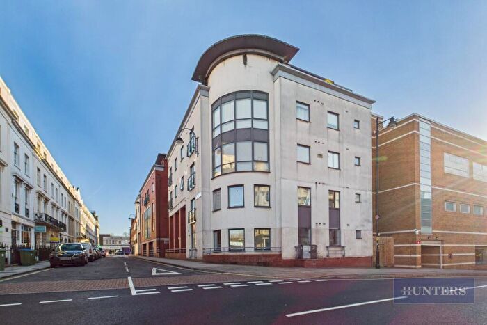 1 Bedroom Flat To Rent In West Central, Portland Street, Southampton, SO14