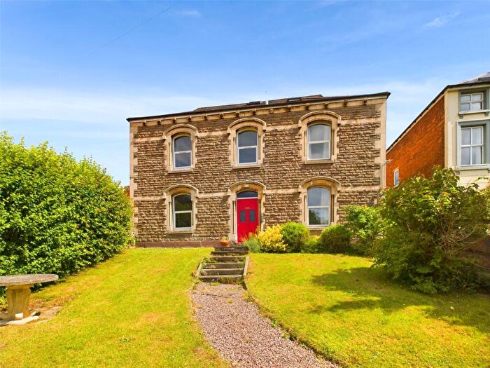 1 Bedroom Apartment To Rent In Greystones Lodge, Bath Road, Stroud, Gloucestershire, GL5