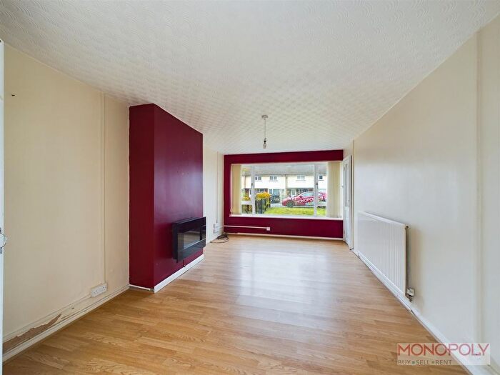 3 Bedroom End Of Terrace House For Sale In Plas Madoc, Overton, Wrexham, LL13