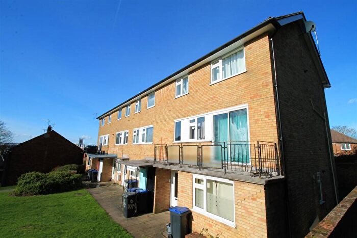 3 Bedroom Flat To Rent In Dymchurch House, Canterbury Ref -, CT1