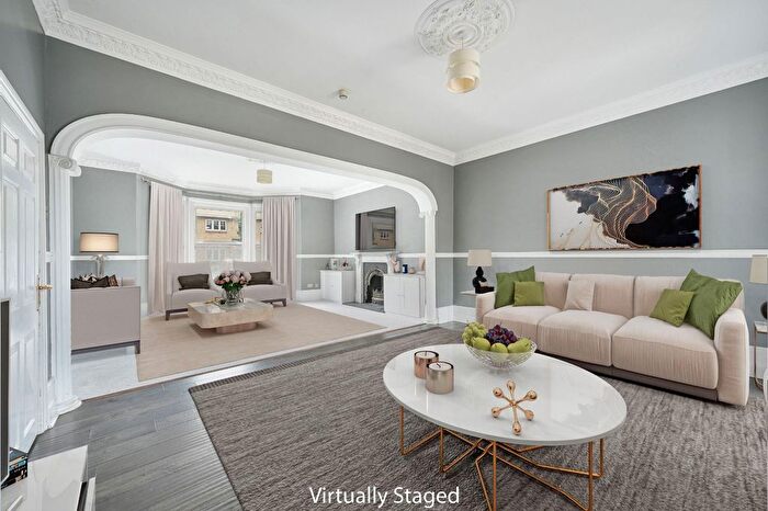 6 Bedroom Semi-Detached House For Sale In Vancouver Road, Forest Hill, London, SE23