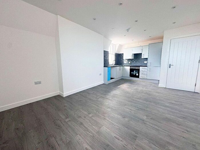 2 Bedroom Flat To Rent In Buenos Ayres, Margate, CT9