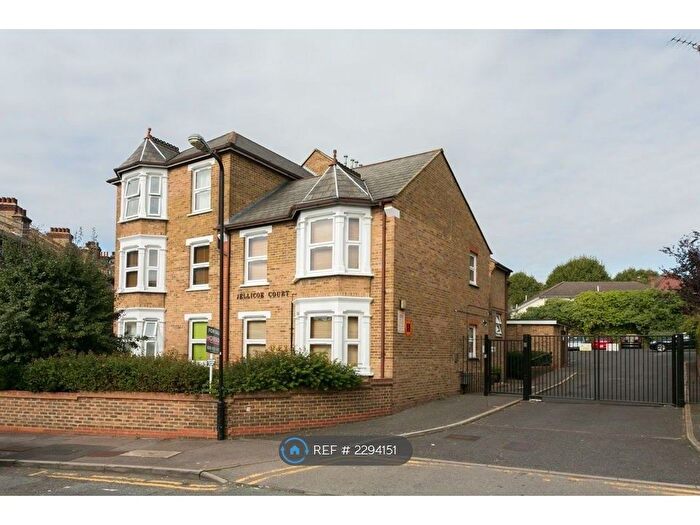 1 Bedroom Flat To Rent In Jellicoe Court, London, E4