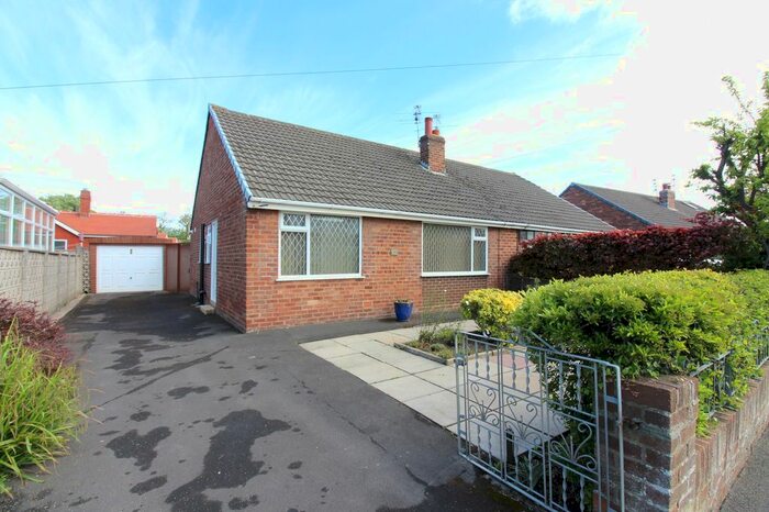 2 Bedroom Bungalow To Rent In Northumberland Avenue, Cleveleys, FY5
