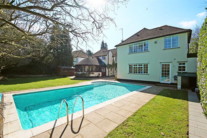 5 Bedroom Detached House For Sale In The Avenue, Radlett, WD7