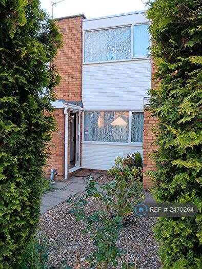 2 Bedroom Terraced House To Rent In Blakesley Walk, Leicester, LE4