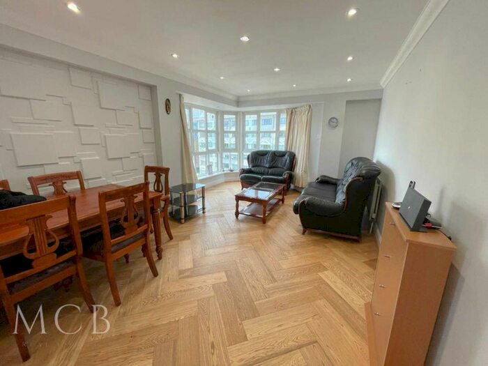 2 Bedroom Flat To Rent In Belvedere Heights, Lisson Grove, London, NW8