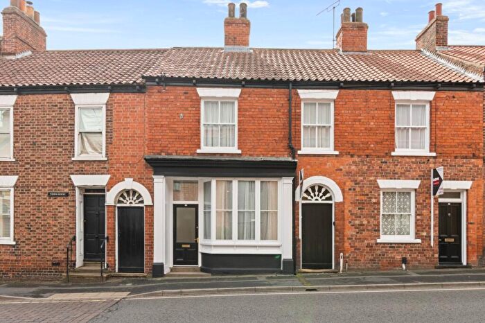 3 Bedroom Terraced House For Sale In High Street, Barton Upon Humber, DN18