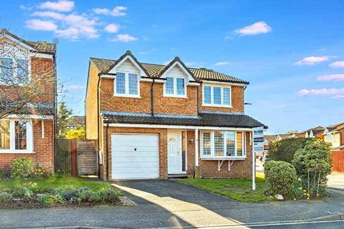 4 Bedroom Detached House For Sale In Quenby Way, Bromham, Beds, MK43