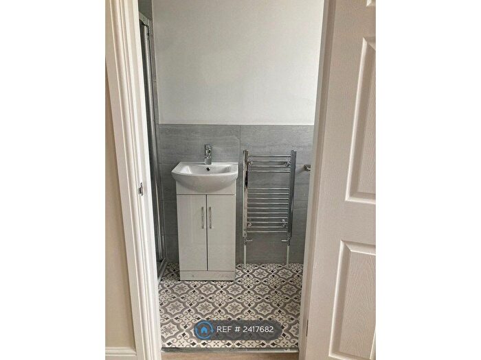 1 Bedroom Flat To Rent In St Johns Road, Dover, CT17