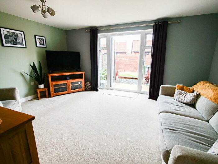 3 Bedroom End Of Terrace House For Sale In Baines Way, Framlingham, Suffolk, IP13