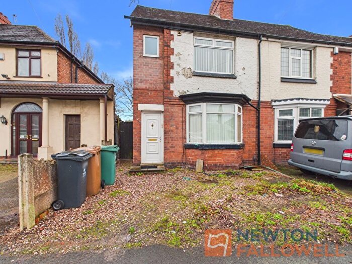 3 Bedroom Semi Detached House For Sale In Sneyd Lane, Bloxwich, WS3