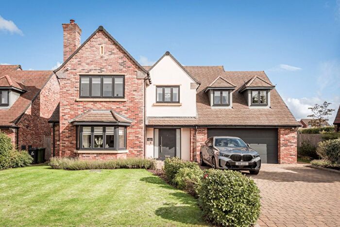 5 Bedroom Detached House For Sale In The Coppice, Aldridge, Walsall, WS9
