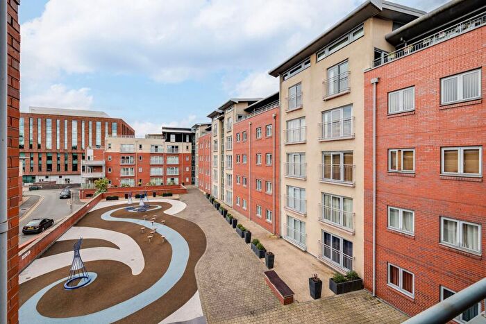 2 Bedroom Flat To Rent In Queens Road, Chester, CH1