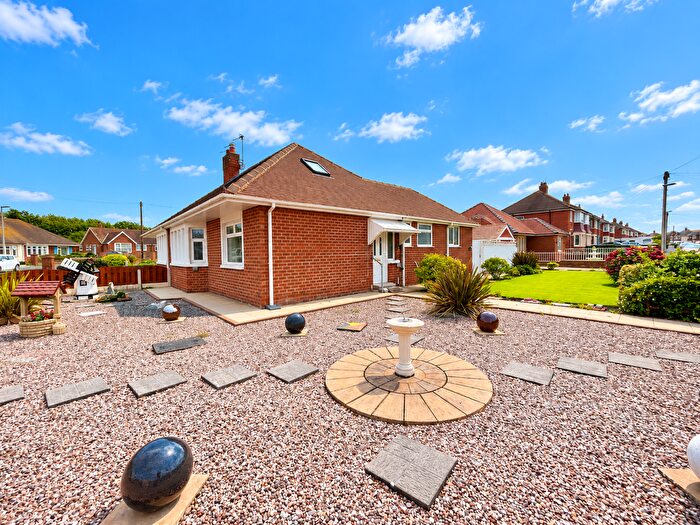 2 Bedroom Bungalow For Sale In Maplewood Drive, Cleveleys, FY5