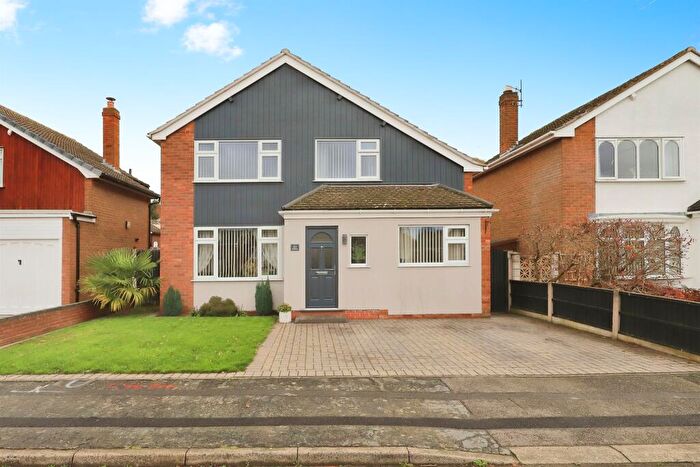 4 Bedroom Detached House For Sale In The Grove, Stourport-On-Severn, DY13