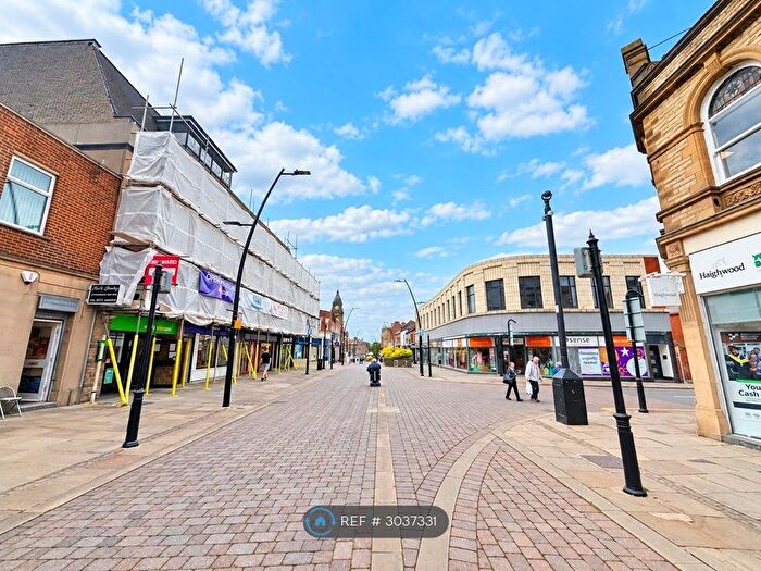 1 Bedroom Flat To Rent In Queen St, Leeds, LS27
