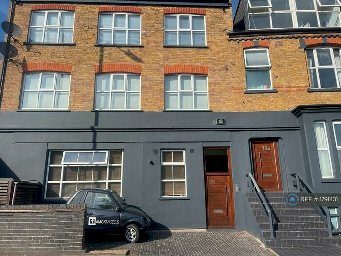 2 Bedroom Flat To Rent In Acton Lane, London, NW10