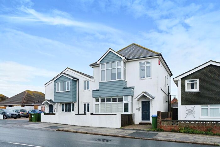 Studio To Rent In South Coast Road, Peacehaven, BN10