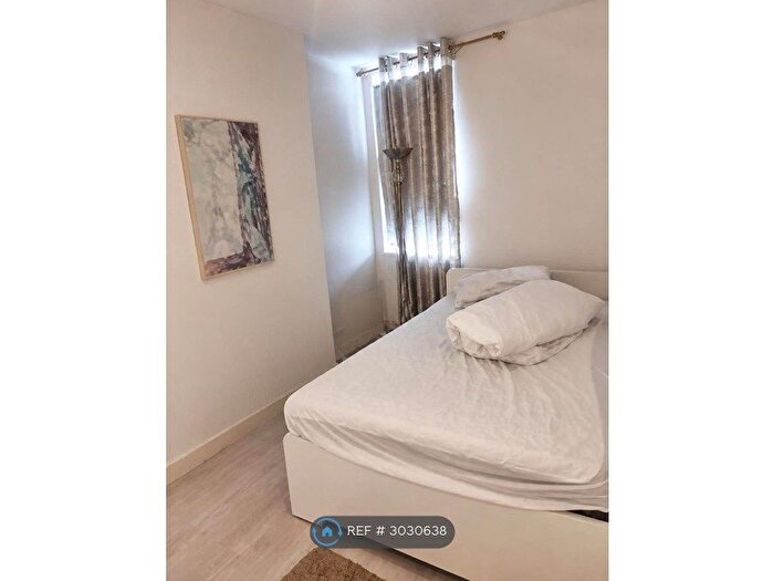 1 Bedroom Semi-Detached House To Rent In High Road, London, N22