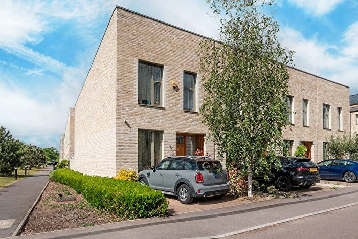 3 Bedroom End Terrace House To Rent In Skye Lane, Edgware, Edgware, HA8