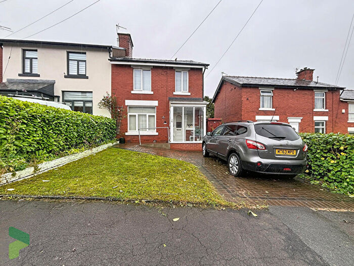3 Bedroom Mews For Sale In Avallon Way, Darwen, BB3