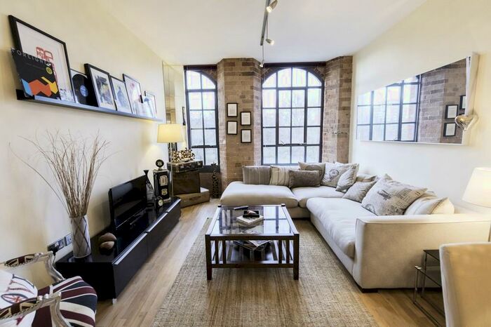 2 Bedroom Apartment To Rent In William Bancroft Building, NG3