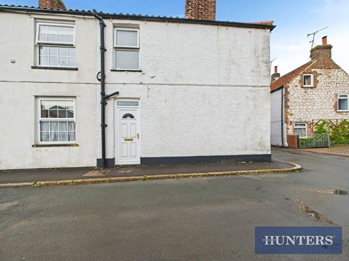 2 Bedroom Cottage For Sale In Dog Amp; Duck Square, Flamborough, Bridlington, YO15