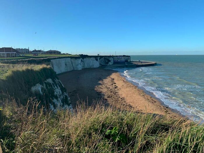 2 Bedroom Flat To Rent In Margate, CT9