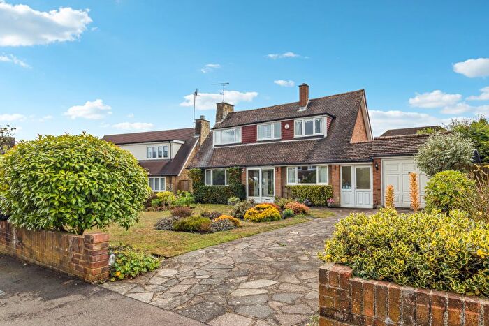 3 Bedroom Detached House For Sale In Scots Hill Close, Croxley Green, Rickmansworth, WD3
