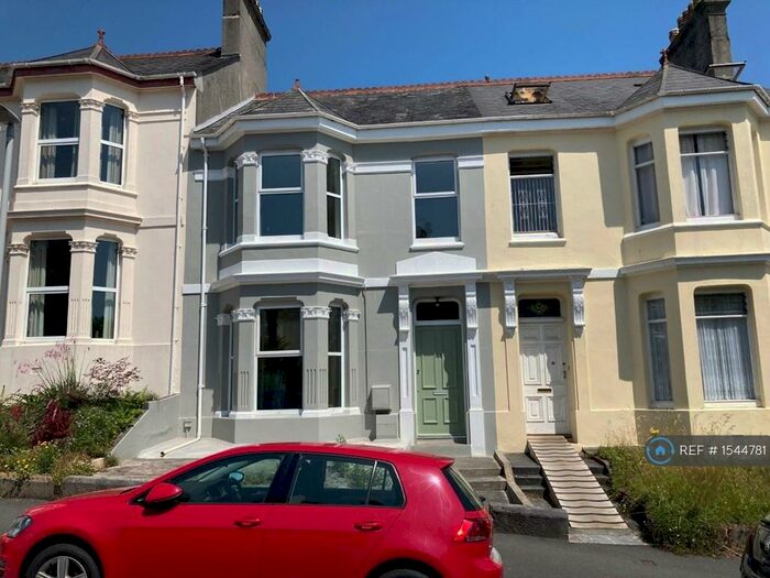 2 Bedroom Flat To Rent In Greenbank Avenue, Plymouth, PL4