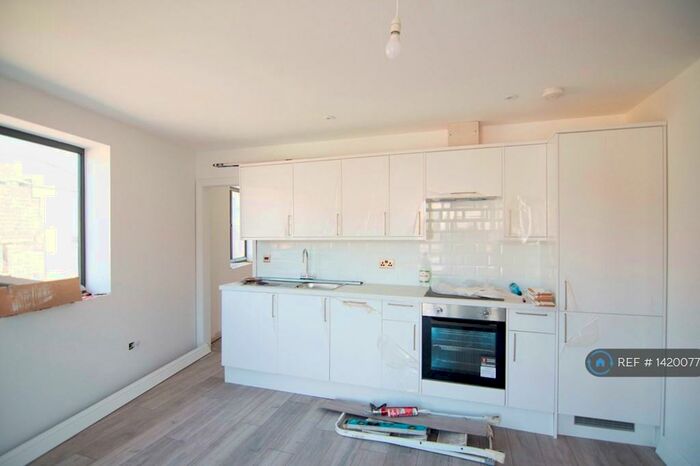 1 Bedroom Flat To Rent In Stamford Hill, London, N16