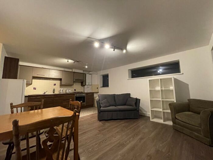 1 Bedroom Flat To Rent In John Truelove House, Fanny Street, Cathays, CF24