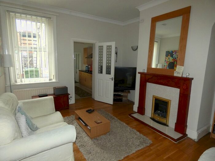 2 Bedroom Flat To Rent In Glebe Terrace, Dunston, Gateshead, NE11