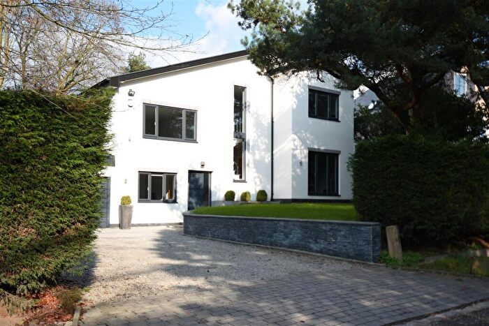 3 Bedroom Detached House To Rent In Fletsand Road, Wilmslow, SK9