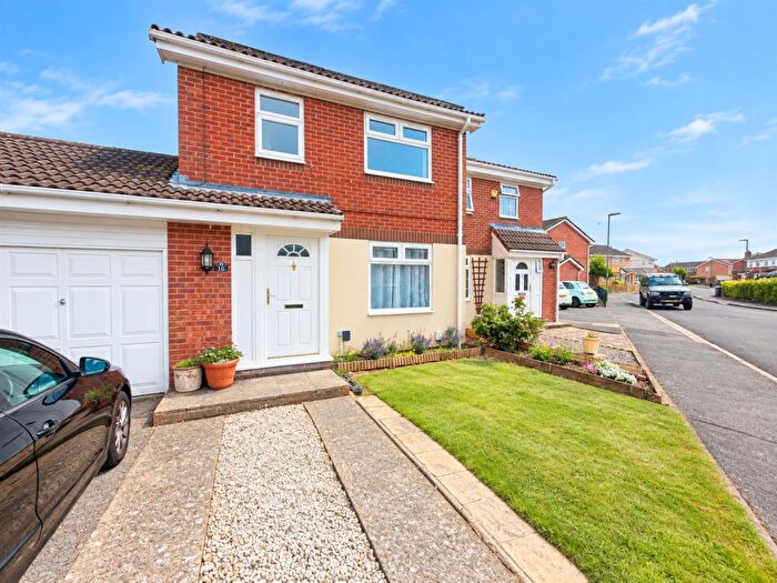 3 Bedroom House To Rent In Honeysuckle Close, Gosport, PO13