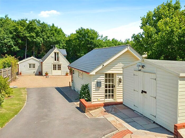 3 Bedroom Detached House For Sale In School Lane, Higham, Rochester, Kent, ME3