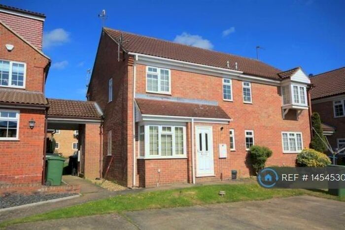 1 Bedroom Terraced House To Rent In The Lawns, Hemel Hempstead, HP1