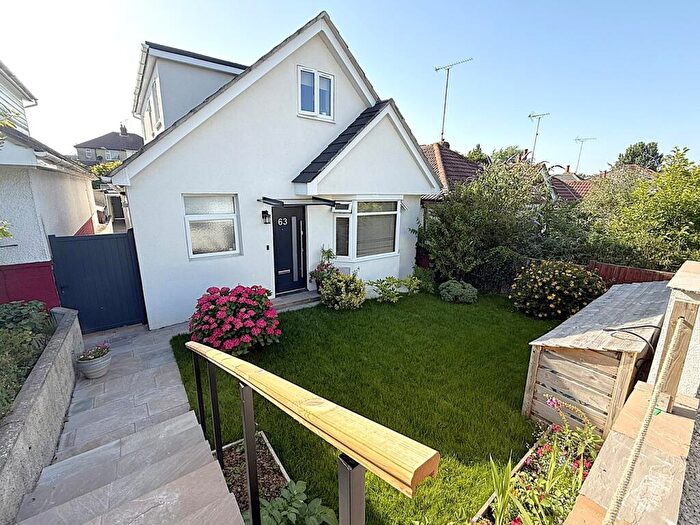 3 Bedroom Detached House For Sale In Alder Road, Parkstone, Poole, BH12