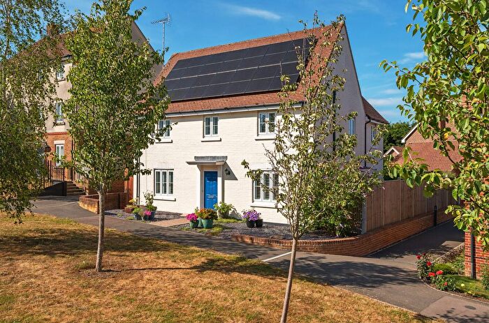 4 Bedroom Detached House For Sale In Bridge Close, Codmore Hill, Pulborough, RH20