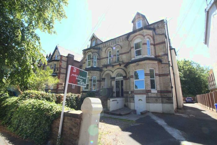 1 Bedroom Flat To Rent In Demesne Road, Whalley Range, M16
