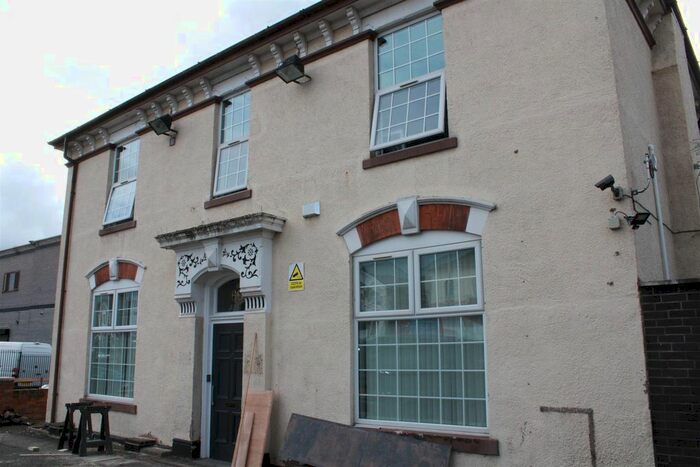 Studio To Rent In High Street, West Bromwich, B70