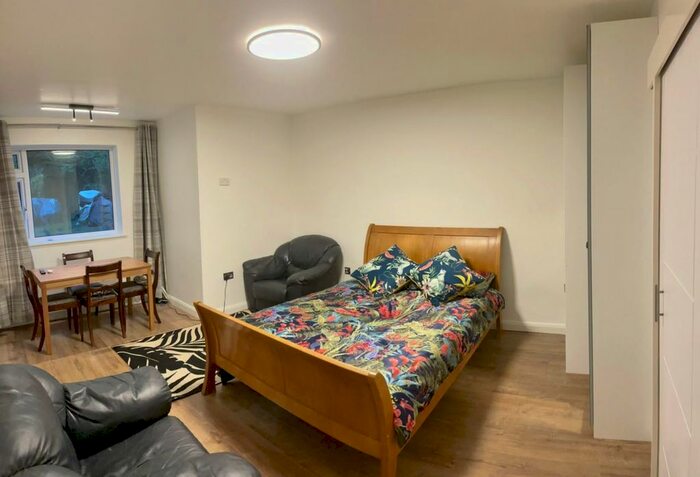1 Bedroom Flat To Rent In Argyle Road, London, W13