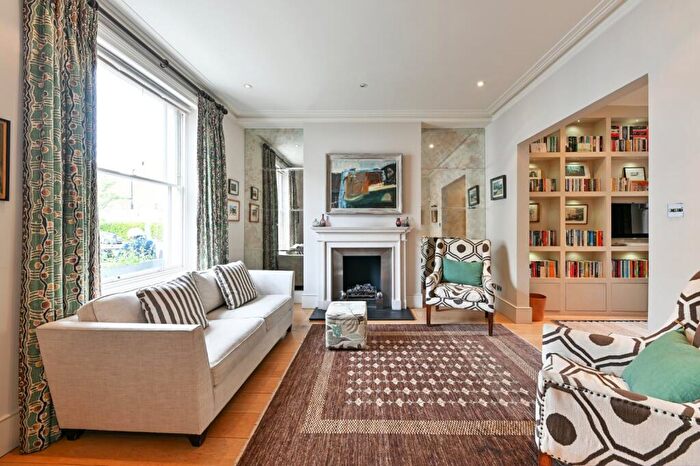 3 Bedroom Terraced House For Sale In Lamont Road, London, SW10